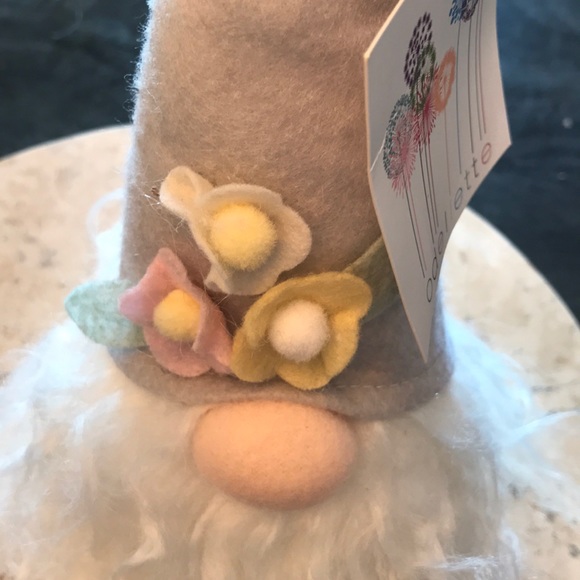 BNWT HOLIDAY Gnome - Picture 5 of 5